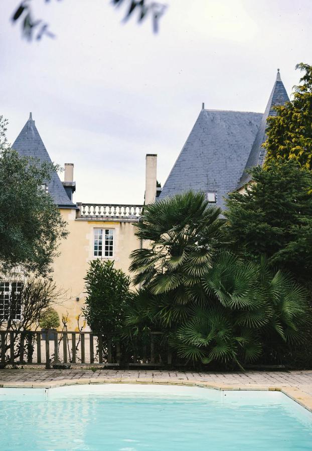 Chateau De La Vallade Saint-Porchaire ภายนอก รูปภาพ